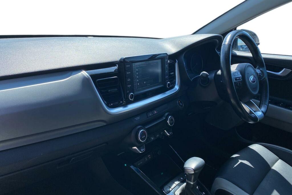 Kia Stonic 1.0 T-gdi 4 Dct Euro 6 Ss CK70MHF White #2