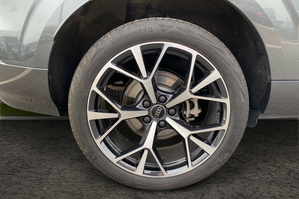 Audi Q3 1.5 E-hybrid Launch Edition Sportback P AX75JCJ Grey #5