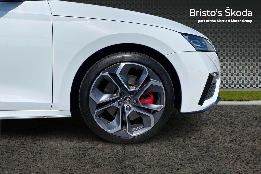 Skoda Octavia 2.0 Tsi Vrs Estate Euro 6 Ss White #5