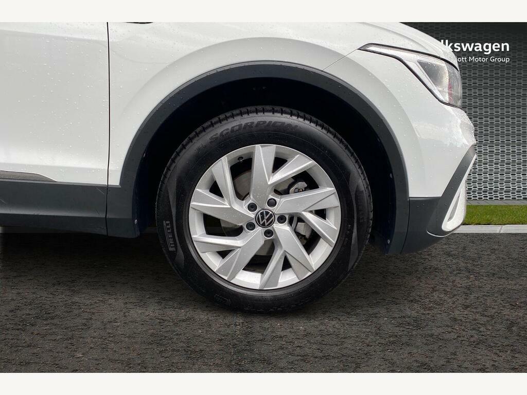 Volkswagen Tiguan Allspace 1.5 Tsi Life Suv Dsg Euro 6 Ss 150 White #5