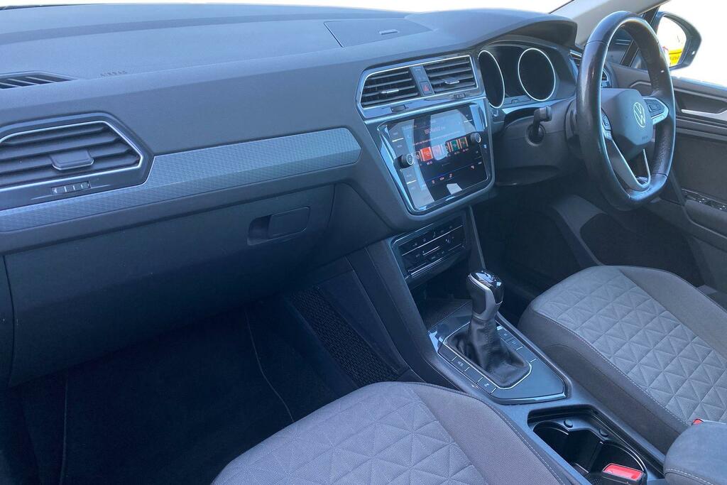 Volkswagen Tiguan 2.0 Tdi Life Dsg Euro 6 Ss GF71XUB Blue #2