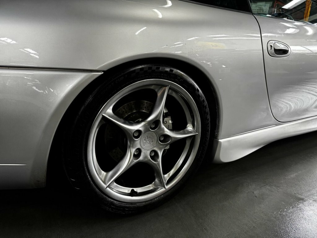 Porsche 911 Coupe Silver #5