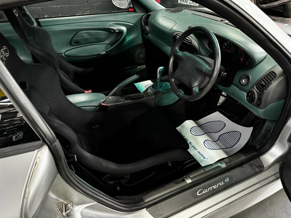Porsche 911 Coupe Silver #4