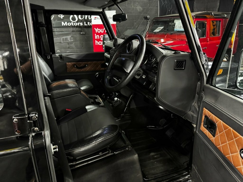Land Rover Defender 110 Td Double Cab  #9