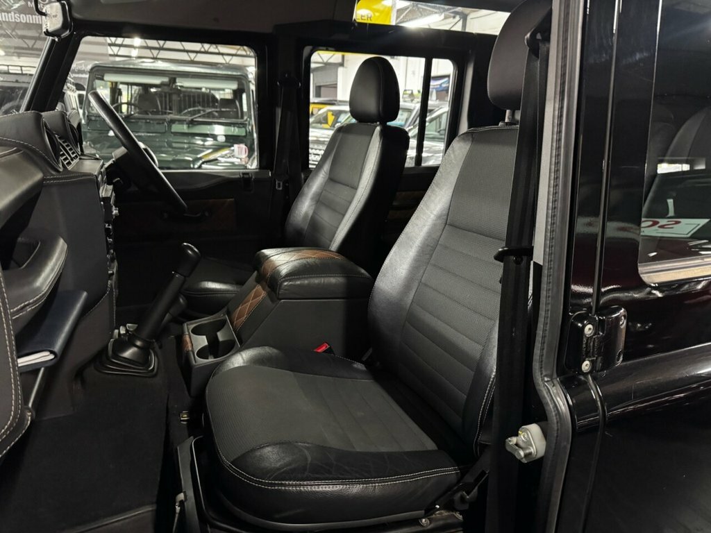 Land Rover Defender 110 Td Double Cab  #22