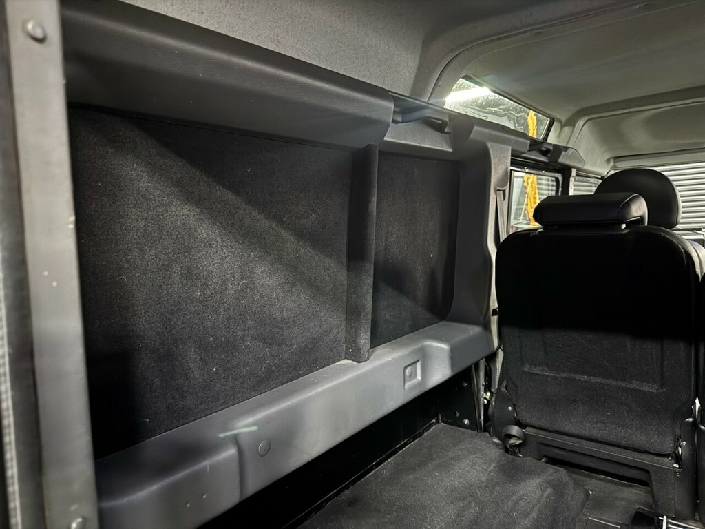 Land Rover Defender 110 Td Double Cab  #17