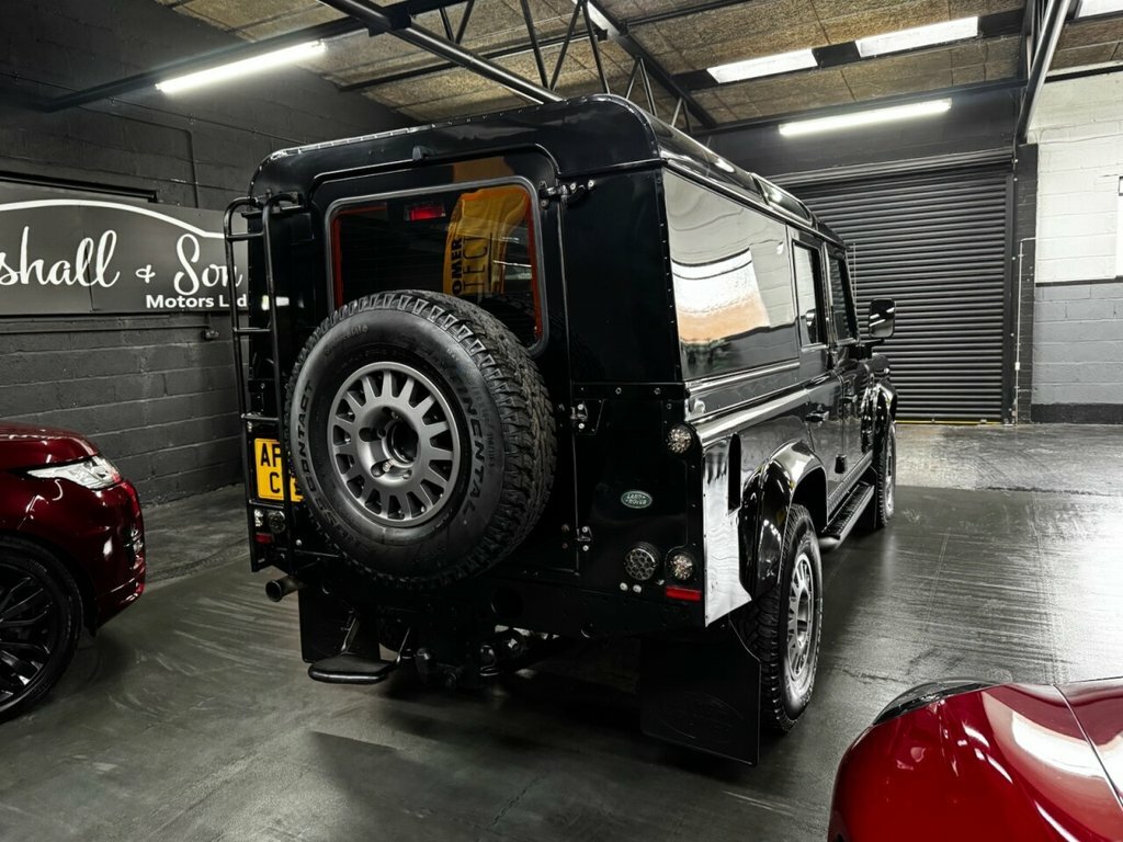 Land Rover Defender 110 Td Double Cab  #4
