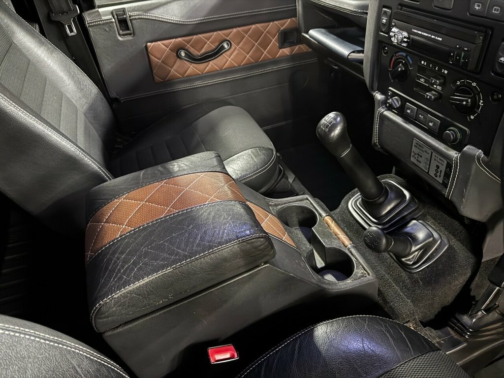 Land Rover Defender 110 Td Double Cab  #11