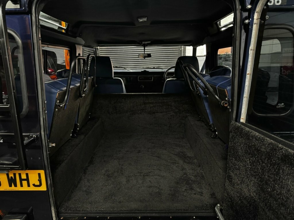 Land Rover Defender 90 4C Reg Dt Blue #14