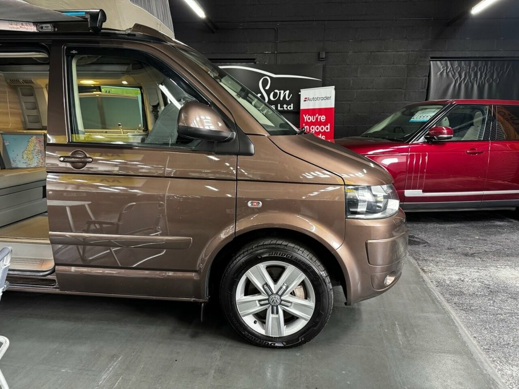 Volkswagen California Mpv DA11KGG Brown #2