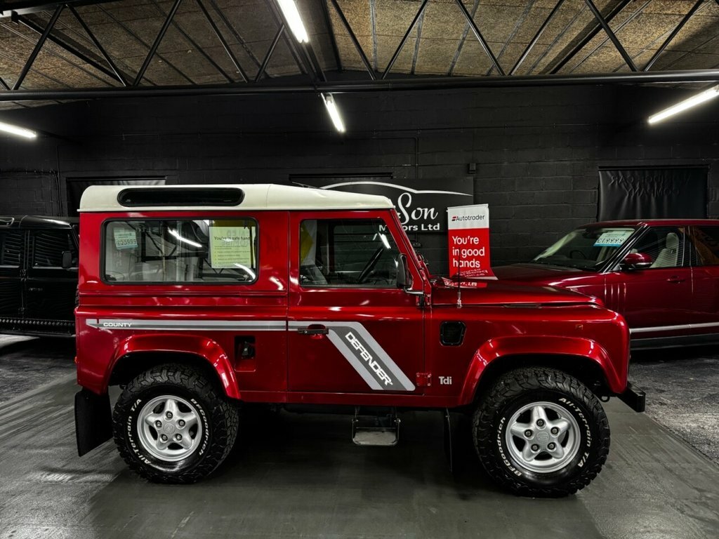 Land Rover Defender 90 Suv Red #2
