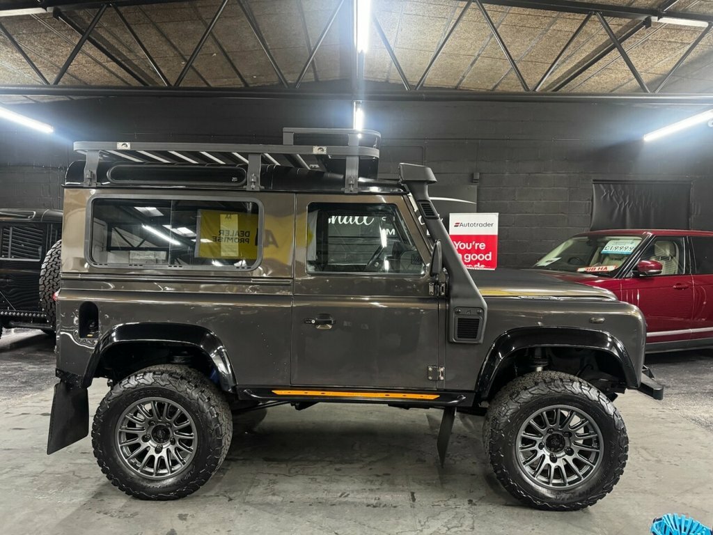 Land Rover Defender 90 2.2L Xs RV63DYA Brown #2