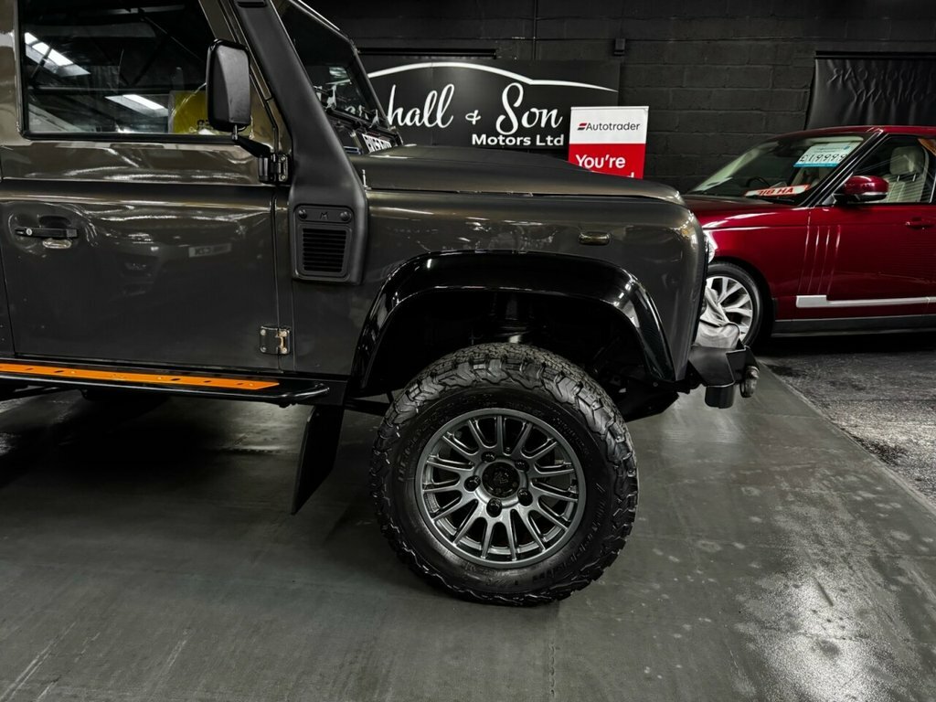 Land Rover Defender 90 2.2L Xs RV63DYA Brown #3