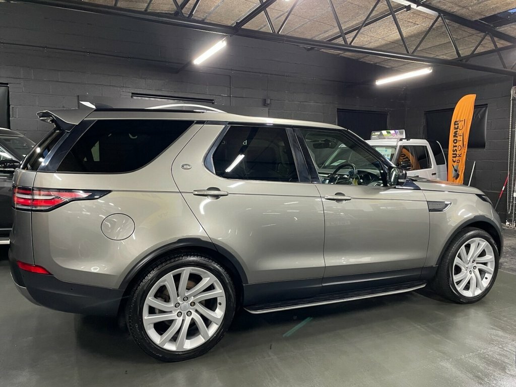 Land Rover Discovery 3L First Edition EY17WTT Silver #2