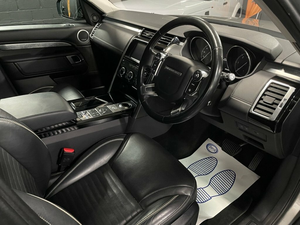 Land Rover Discovery 3L First Edition EY17WTT Silver #3