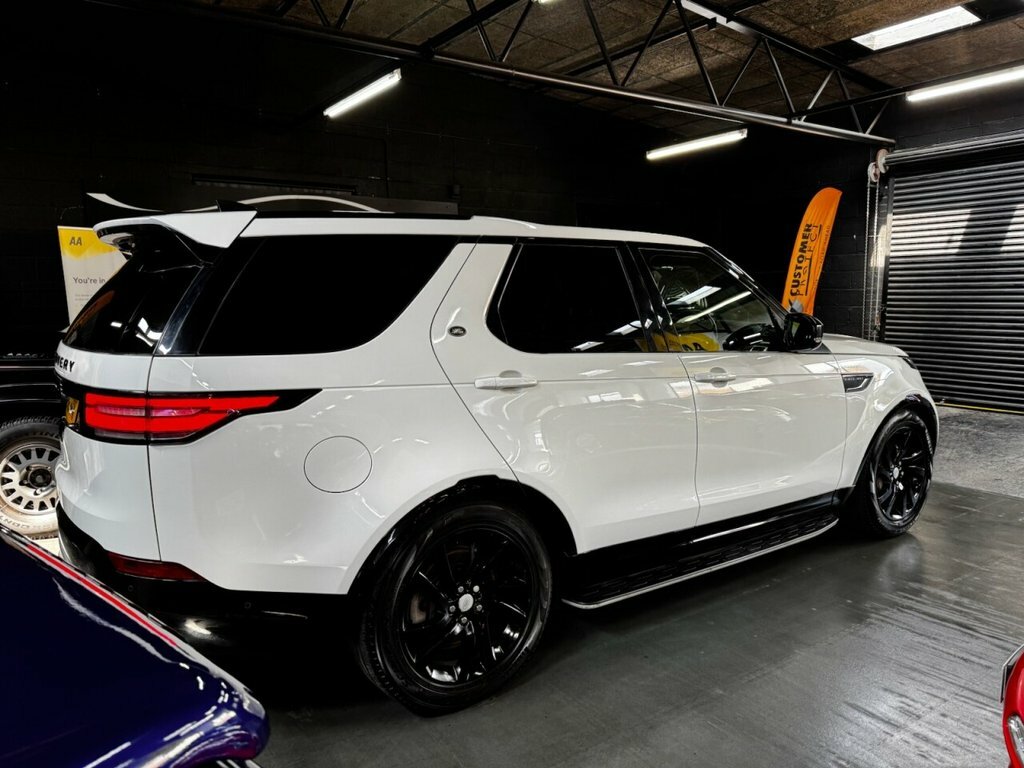 Land Rover Discovery 3L Hse WK19RYW White #2