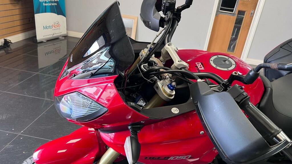 Triumph  Triple R 675 10K 2 Owners Fsh 12 Reg Stunning Bike Black #18
