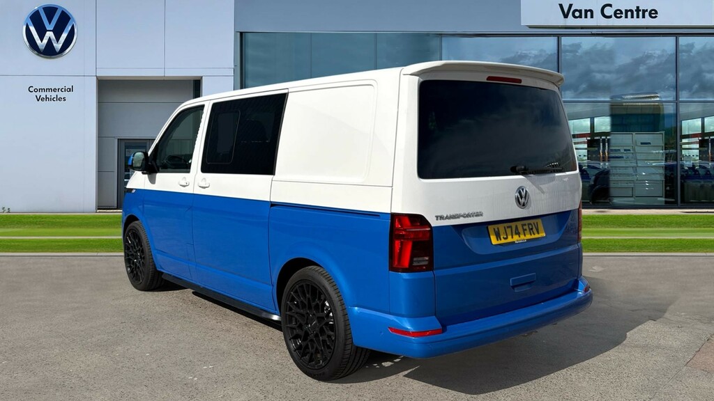 Volkswagen Transporter Transporter 2.0 Bitdi 204 Highline Kombi Van Dsg White #3