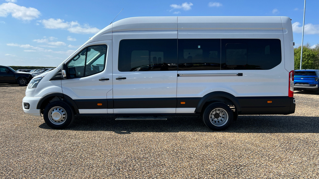 Ford Transit Custom Transit 2.0 Ecoblue 165Ps H3 17 Seater Limited White #4