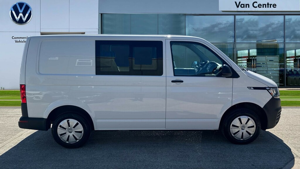 Volkswagen Transporter Transporter 2.0 Tdi 150 Startline Kombi Van GF72CPZ White #4