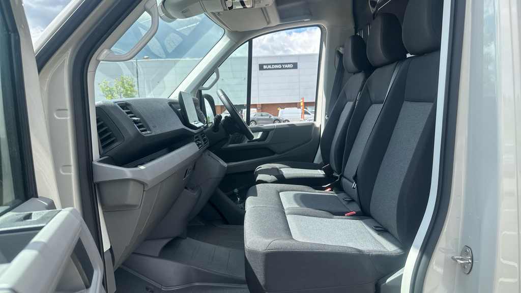 Volkswagen Crafter Cr35 Panel Van Commerce Plus Mwb 177 Ps 2.0 Tdi 8S RK26NWN Grey #2