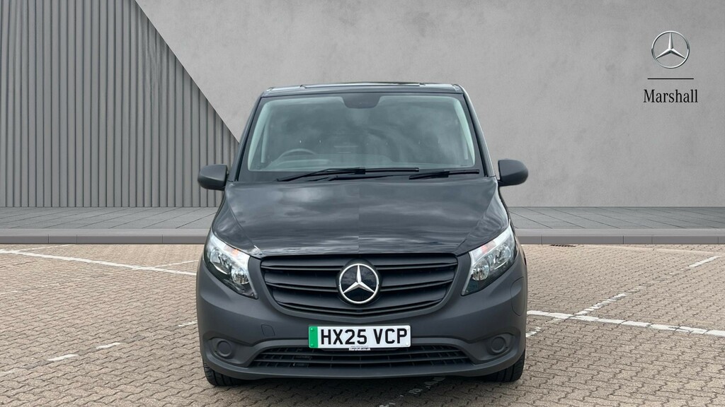 Mercedes-Benz eVito Vito 85Kw 66Kwh Progressive Van Black #5