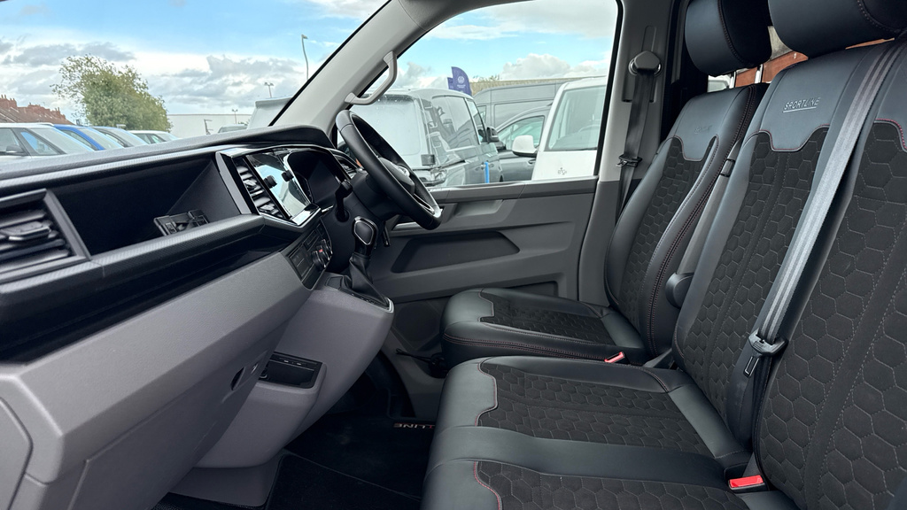 Volkswagen Transporter Sportline Transporter 2.0 Bitdi 204 Sportline Van Dsg White #2