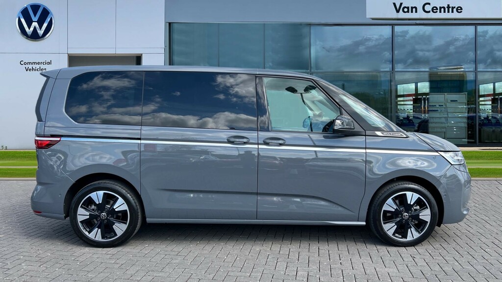 Volkswagen Multivan Multivan Style Standard 150 Ps 2.0 Tdi 7-Speed Dsg Grey #4