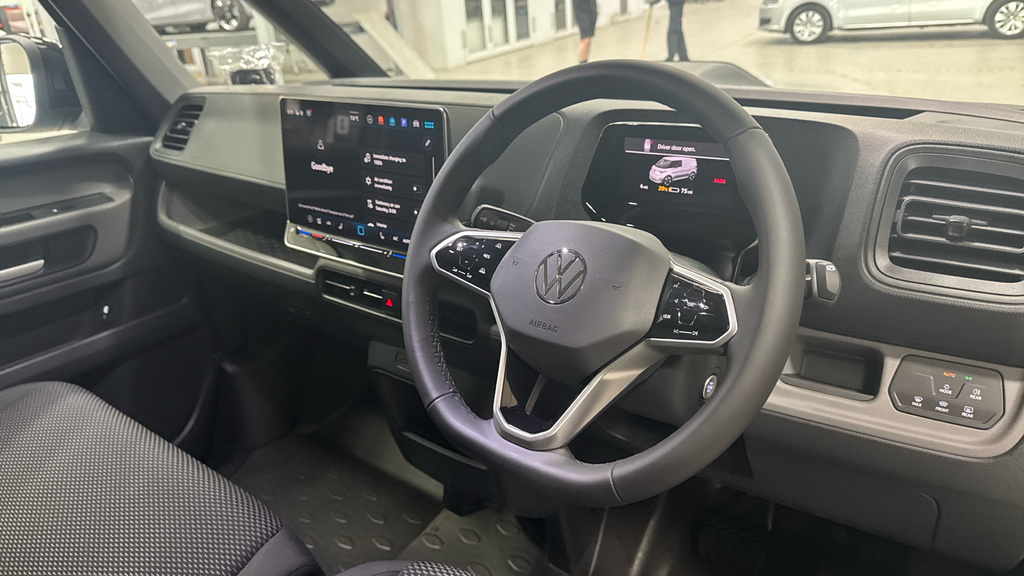Volkswagen ID.Buzz Id. Buzz 210Kw Commerce Plus 79Kwh EY26XLU Green #6