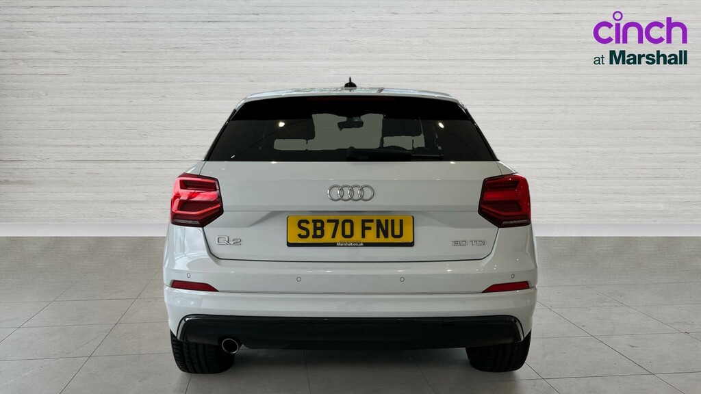 Audi Q2 Q2 30 Tdi Black Edition White #4
