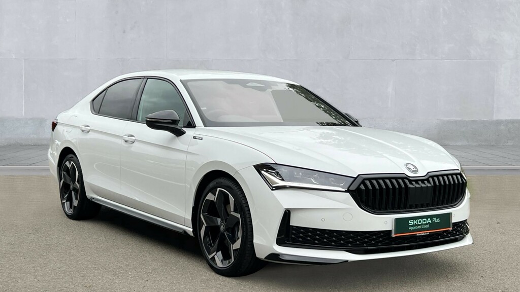 Skoda Superb Superb 1.5 Tsi E-tec Sportline Dsg White
