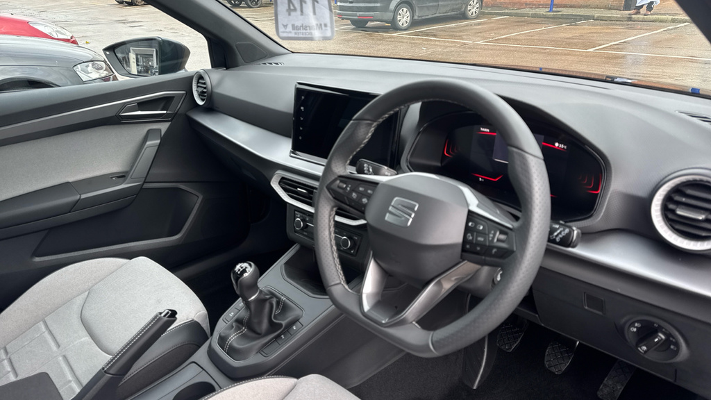 Seat Arona Arona 1.0 Tsi 115 Fr First Edition FG75DFE Grey #6
