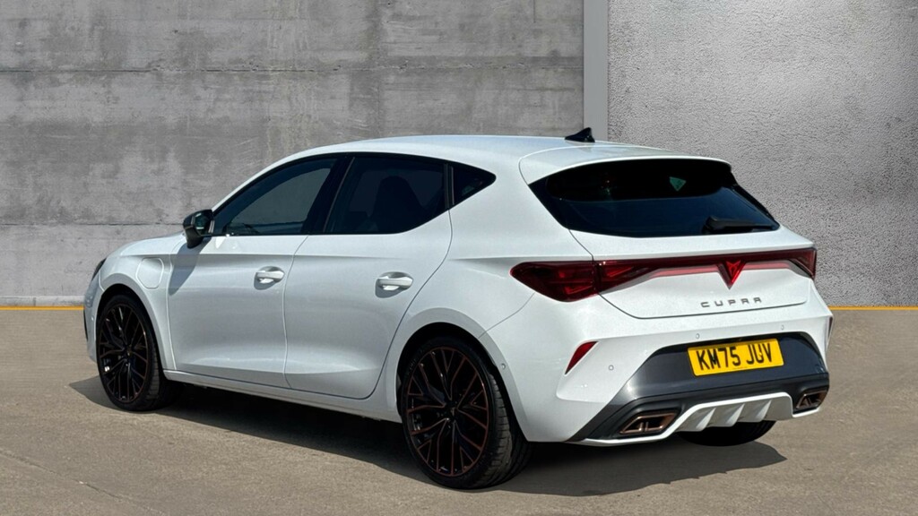 Cupra Leon Leon 1.5 Ehybrid 204 V3 Dsg White #3
