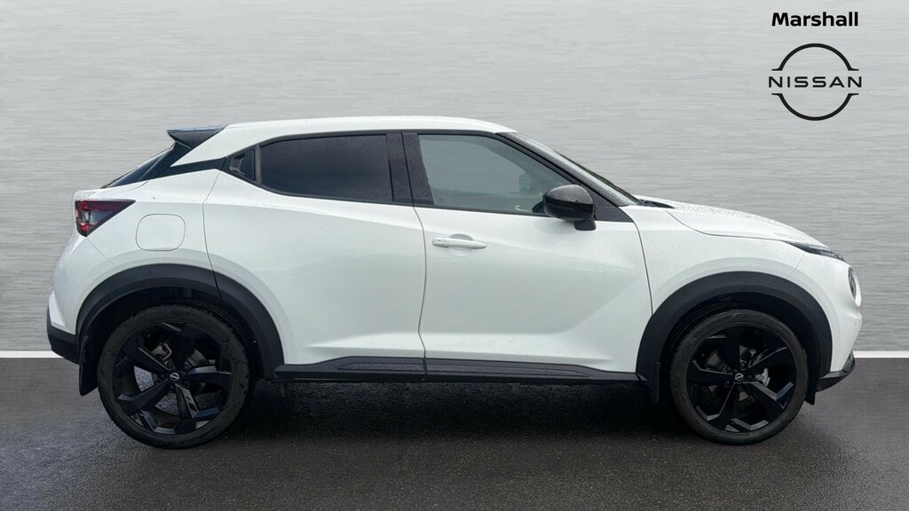 Nissan Juke Juke 1.6 Hybrid Tekna LV75OXL White #3