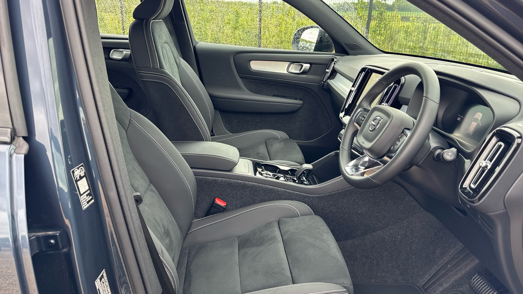 Volvo XC40 Xc40 2.0 B3p Plus Dark AF26MZV Blue #6