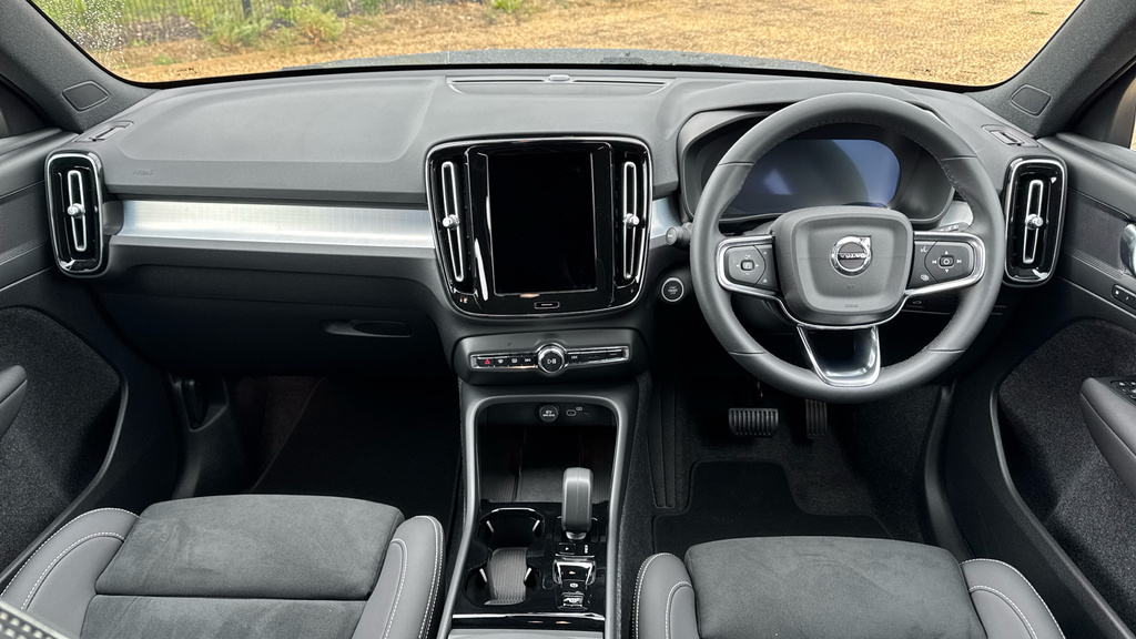 Volvo XC40 Xc40 2.0 B3p Plus Dark AF26MZV Blue #5