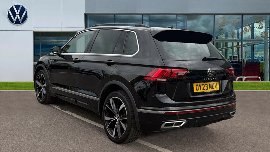Volkswagen Tiguan Tiguan 1.5 Tsi 150 R-line Dsg OY23MUV Black #3