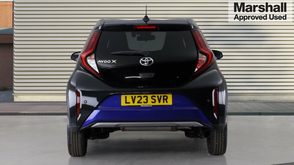 Toyota Aygo X Aygo X 1.0 Vvt-i Exclusive LV23SVR Blue #4