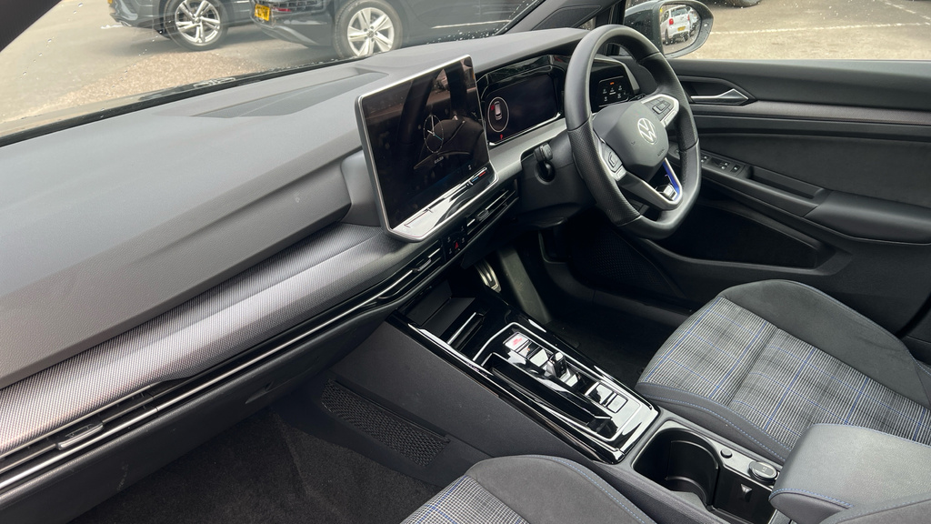 Volkswagen Golf Golf 1.5 Tsi 272 Gte Ehybrid Dsg KO25VDK Black #2
