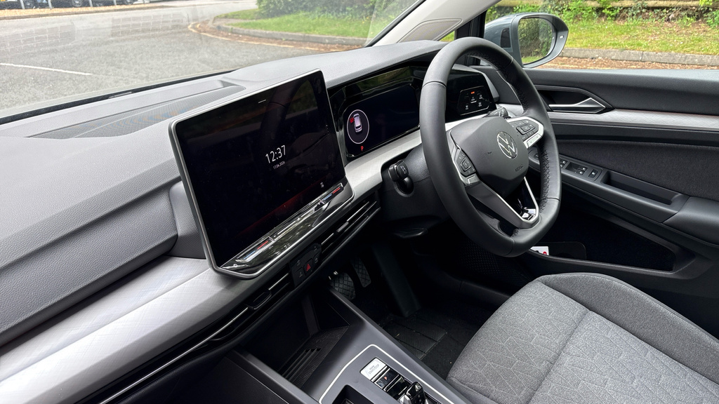 Volkswagen Golf Golf 1.5 Tsi 204 Match Ehybrid Dsg RE75KPR Grey #2