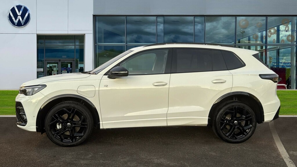 Volkswagen Tiguan Tiguan 1.5 Tsi 272 Ehybrid R-line Dsg OY75ZXX White #4