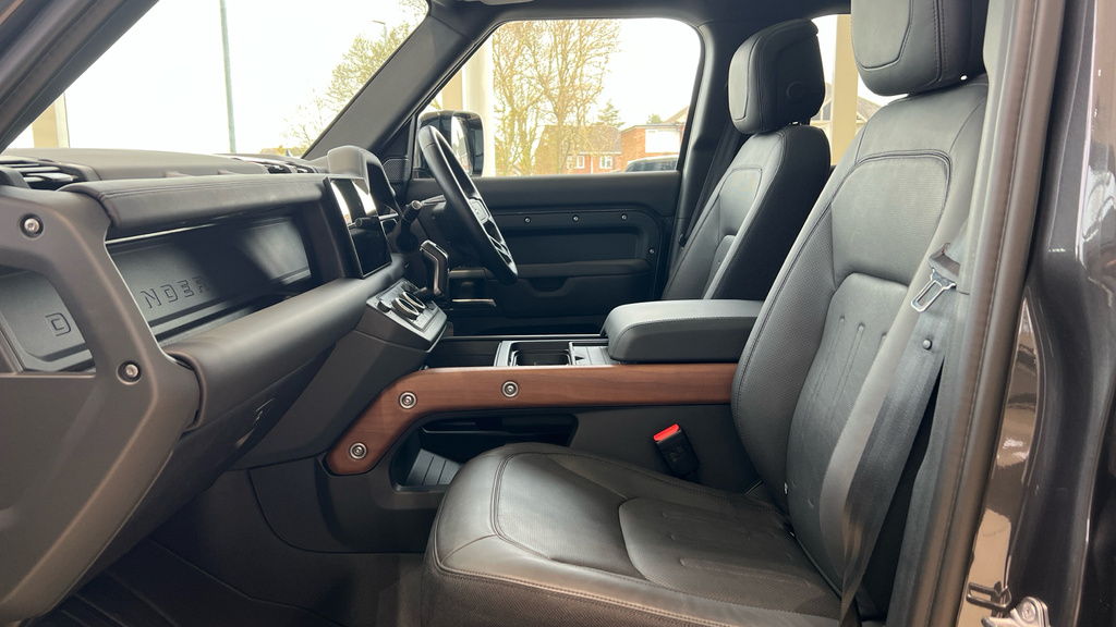 Land Rover Defender 110 Defender 3.0 D300 X 110 Grey #3