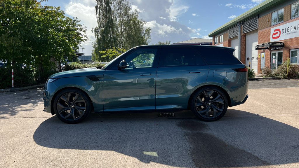 Land Rover Range Rover Sport Range Rover Sport 3.0 P550e YC73GZN Green #3