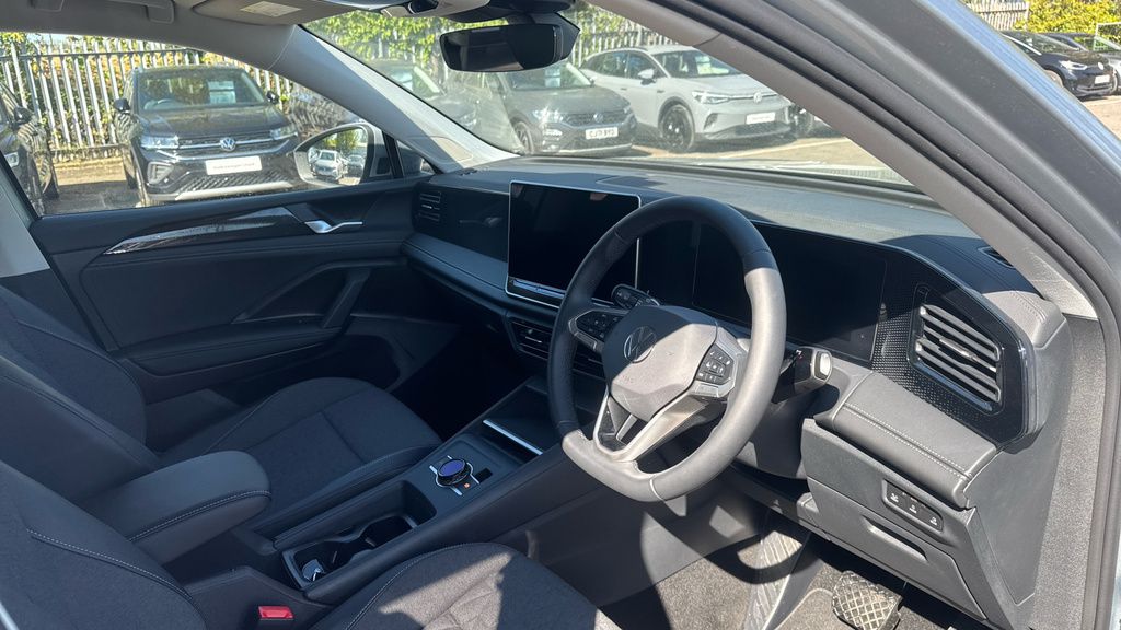 Volkswagen Tiguan Tiguan 1.5 Etsi 150 Match Dsg OY25DPN Silver #6