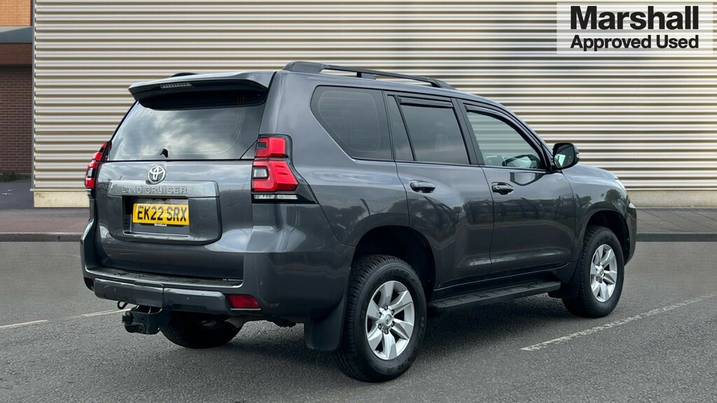 Toyota Land Cruiser Land Cruiser 2.8 D-4d 204 Active 7 Seats EK22SRX Grey #3