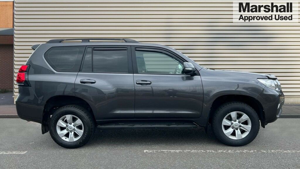 Toyota Land Cruiser Land Cruiser 2.8 D-4d 204 Active 7 Seats EK22SRX Grey #2