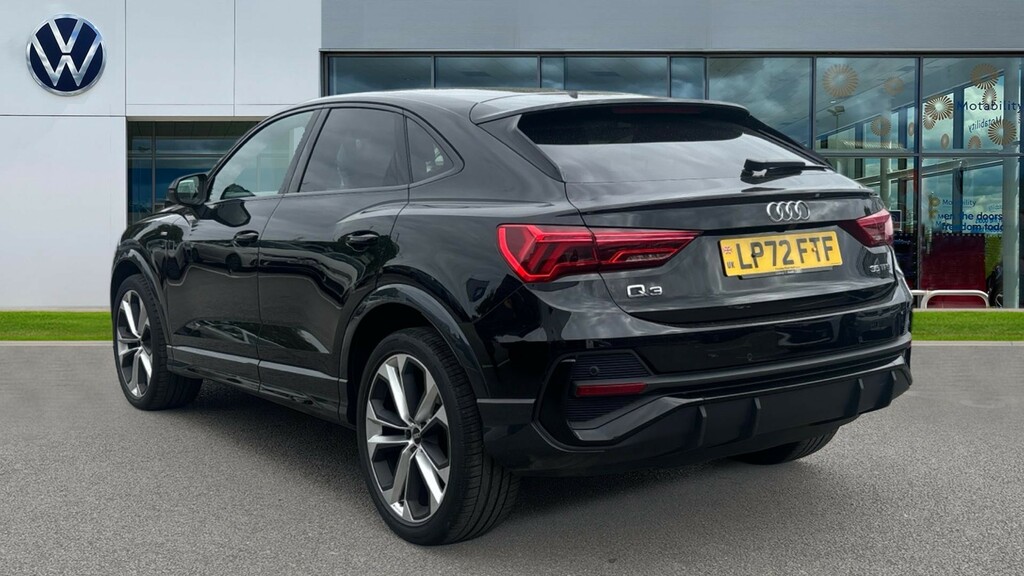 Audi Q3 Q3 35 Tfsi Black Edition S Tronic Tech Pack LP72FTF Black #3