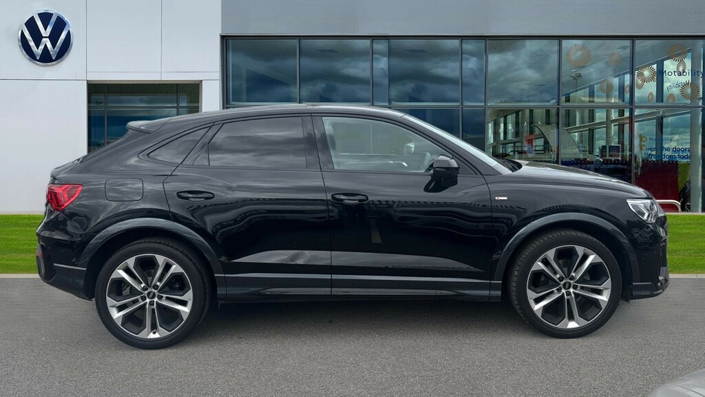 Audi Q3 Q3 35 Tfsi Black Edition S Tronic Tech Pack LP72FTF Black #4