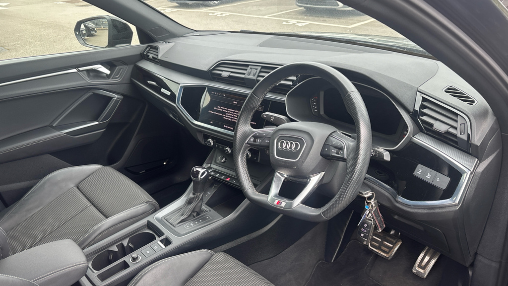 Audi Q3 Q3 35 Tfsi Black Edition S Tronic Tech Pack LP72FTF Black #6