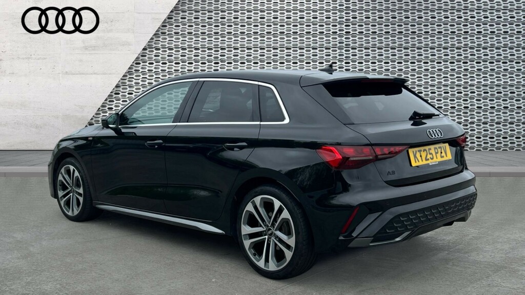 Audi A3 A3 35 Tfsi S Line S Tronic KT25PZV Black #3
